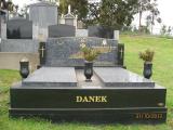 image of grave number 370013